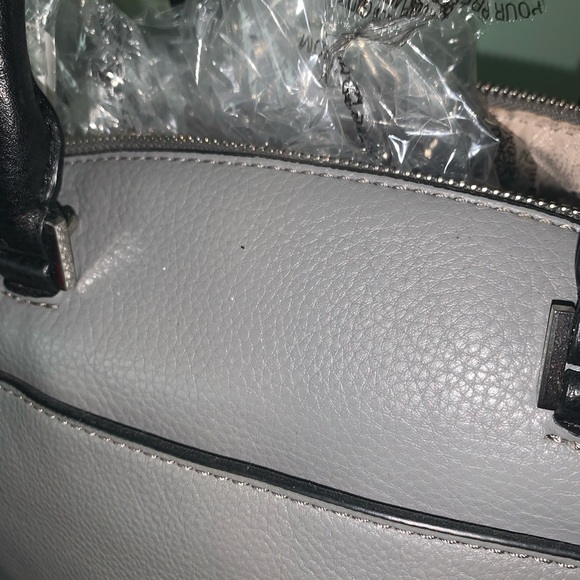 2 for 1 Michael Kors Bag Bundle - Picture 10 of 10